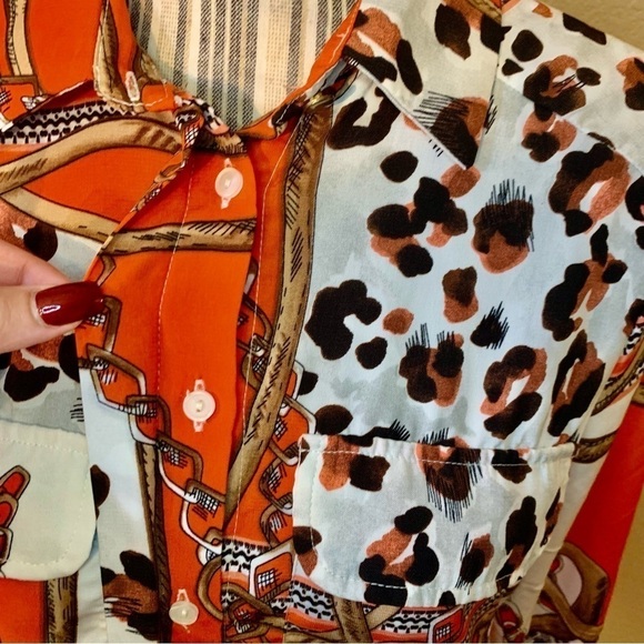 SALE! Fashion Nova Blouse S Oversiz White Red Brown Black Animal Chain Button-up - Picture 4 of 16